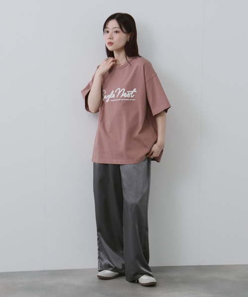 NAVY（ネイビー）の「NAVY ヘビーウェイトルーズTシャツ（Tシャツ/カットソー・レディース・ローズ系/オフホワイト/チャコールグレー・FREE）」の5枚目の写真