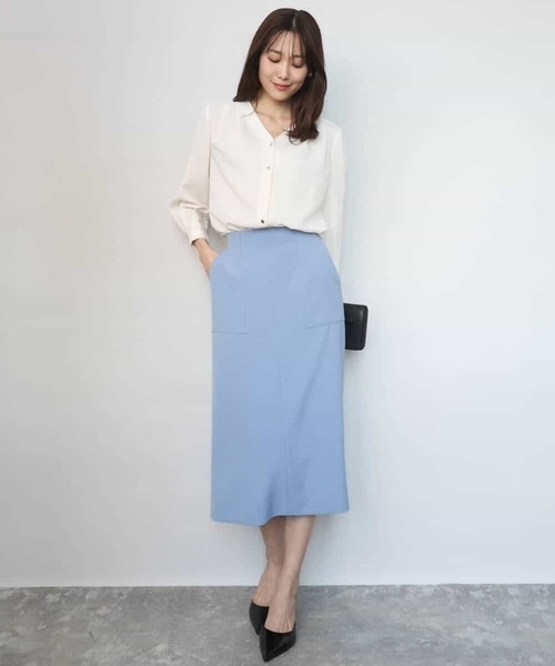 MK MICHEL KLEIN（エムケーミッシェルクラン）の「Vネックサテンブラウス/洗える（シャツ/ブラウス・レディース・アイボリー/ミント/ネイビー・38）」の20枚目の写真