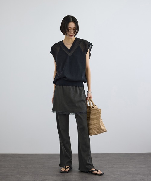 SALON adam et rope'（サロン アダム エ ロペ）の「【Angie La La for SALON】GENTLE intimate レギンススカート（その他パンツ・レディース・ホワイト/チャコールグレー・FREE）」の5枚目の写真