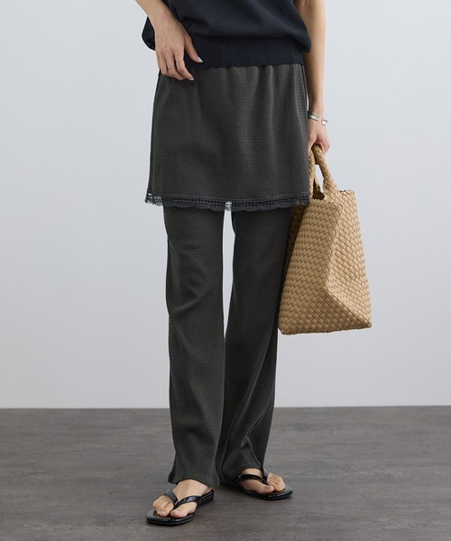 SALON adam et rope'（サロン アダム エ ロペ）の「【Angie La La for SALON】GENTLE intimate レギンススカート（その他パンツ・レディース・ホワイト/チャコールグレー・FREE）」の6枚目の写真