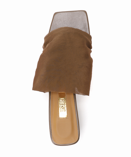 GRISE（グリーズ）の「《追加》GRISE4cmスクエアシアーミュールサンダル（サンダル・レディース・ベージュ/ライトグレー/ブラウン・X-LARGE/LARGE/MEDIUM/SMALL）」の15枚目の写真