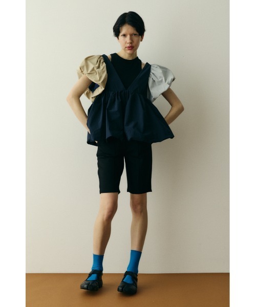HeRIN.CYE（ヘリンドットサイ）の「Ponte half pants　　ポンチハーフパンツ（その他パンツ・レディース・グリーン/ブラック/ネイビー・FREE）」の2枚目の写真