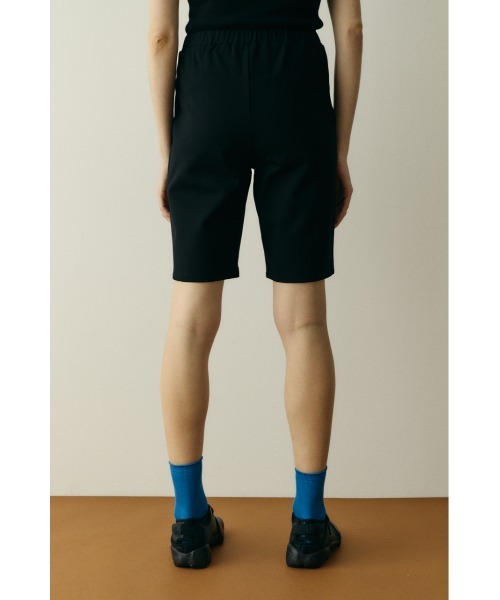 HeRIN.CYE（ヘリンドットサイ）の「Ponte half pants　　ポンチハーフパンツ（その他パンツ・レディース・グリーン/ブラック/ネイビー・FREE）」の6枚目の写真