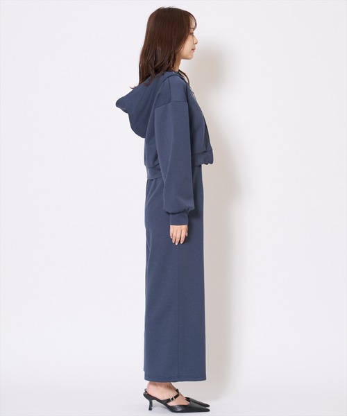 AND COUTURE（アンドクチュール）の「刺繍パーカー×オールインワン（つなぎ/オールインワン・レディース・ベージュ/ライトグレー/ネイビー・FREE）」の8枚目の写真