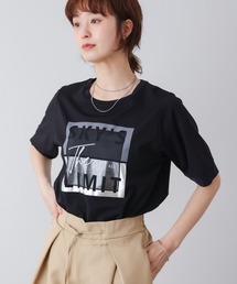 Bou Jeloud（ブージュルード）の「スクエアBOXロゴT-shirt（Tシャツ/カットソー）」