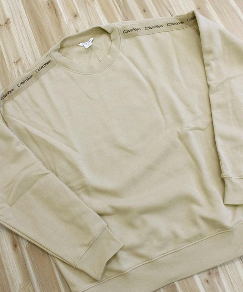 Calvin Klein(カルバン・クライン)の「CK カルバンクライン ロゴテープ クルー LS CALVIN KLEIN LOGO TAPE CREW(スウェット・メンズ・ベージュ/ブラック・L/XL/M)」の9枚目の写真