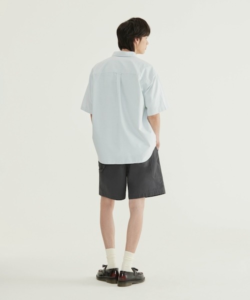 COVERNAT(カバーナット)の「COOLMAX C LOGO OXFORD STRIPED HALF SHIRT(シャツ/ブラウス・メンズ・グリーン/ブルー/グレー・MEDIUM/SMALL/X-SMALL/X-LARGE/LARGE)」の6枚目の写真