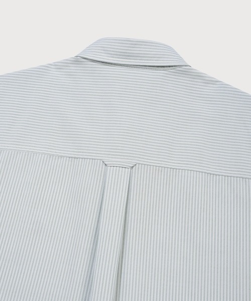 COVERNAT(カバーナット)の「COOLMAX C LOGO OXFORD STRIPED HALF SHIRT(シャツ/ブラウス・メンズ・グリーン/ブルー/グレー・MEDIUM/SMALL/X-SMALL/X-LARGE/LARGE)」の20枚目の写真