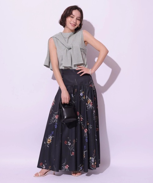 Arpege story(アルページュストーリー)の「レースアップフラワープリントスカート(スカート・レディース・ブラック/ホワイト・2/1/0)」の3枚目の写真