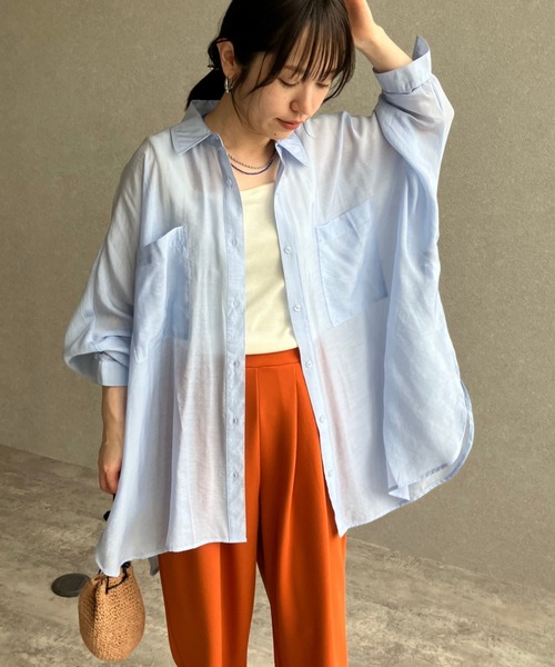 zena（ジェナ）の「シアー無地ドルマンシャツ（シャツ/ブラウス・レディース・グレイッシュベージュ/サックスブルー・MEDIUM）」の15枚目の写真