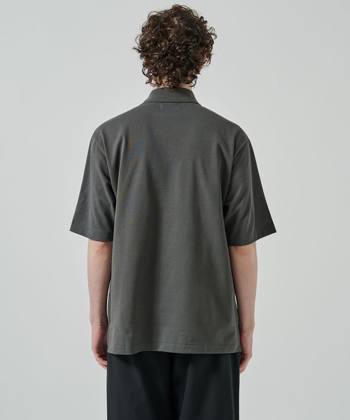 markaware（マーカウェア）の「【marka/MARKAWARE/マーカウェア】ONE BUTTON POLO S/S TEE（ポロシャツ・メンズ・ブラック/グレー・2/1）」の10枚目の写真