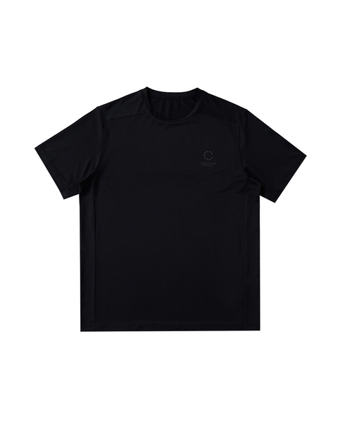 BUTTON SEOUL（ボタンソウル）の「エアライトランニンググラフィックショートスリーブ (4 COLOR)（Tシャツ/カットソー・メンズ・パープル/ホワイト/ブラック/グレー・SMALL/MEDIUM/LARGE/X-LARGE）」の3枚目の写真