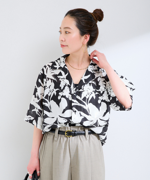 B.C STOCK（ベーセーストック）の「手洗い可 / ストロークプリントクロップSSシャツ（シャツ/ブラウス・レディース・ブラック/ネイビー/グリーン・FREE）」の7枚目の写真