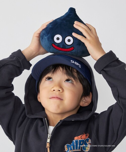 SHIPS(シップス)の「DQVIIR × SHIPS:110~150cm ロゴ ZIP フーディー〈KIDS〉(パーカー・キッズ・グレー/ネイビー・110/130/150)」の8枚目の写真
