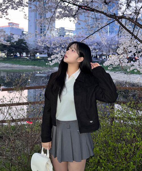 LENEE B(レニービー)の「スリングバックパック ナイロンクリーム(バックパック/リュック・レディース・その他・FREE)」の4枚目の写真