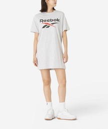 Reebok（リーボック）の「2カラーロゴ オーバーサイズ Tシャツドレス / ID 2-COLOR LOGO OVERSIZED T-SHIRT DRESS（ワンピース）」