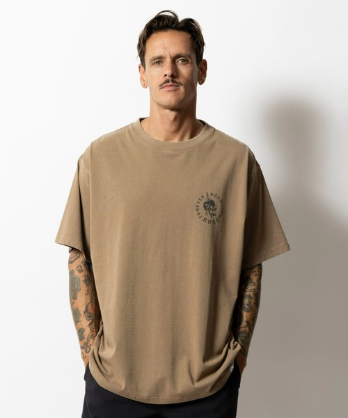 ROARK REVIVAL(ロアークリバイバル)の「【ROARK】“A.O.A.R” S/S TEE(Tシャツ/カットソー・メンズ・ブラウン・X-LARGE/LARGE/MEDIUM)」の6枚目の写真
