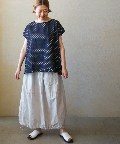 JOURNAL STANDARD LUXE（ジャーナルスタンダード　ラックス）の「【SOIL】 80s COTTON VOILE DOT PRINT HEM FRIL（シャツ/ブラウス・レディース・ブラック/ブラウン・2）」の3枚目の写真