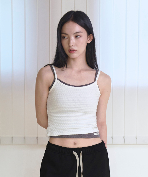 WOOALONG(ウアロン)の「Waist tab fluid modal t-shirts - WHITE(Tシャツ/カットソー・レディース・ホワイト・MEDIUM/SMALL)」の3枚目の写真