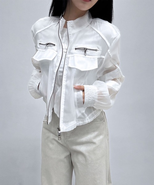 FOLLOWIN(フォロウィン)の「シアースリーブ ジップアップブルゾン(ブルゾン・レディース・ブラック/ホワイト・FREE)」の11枚目の写真