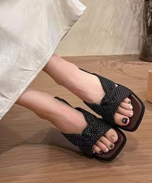 Achic（アシック）の「リボンノットクロスストラップサンダル（サンダル・レディース・ブラック/ホワイト・S/M/L）」の18枚目の写真