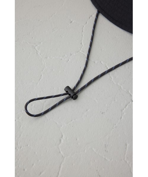 AZUL by moussy(アズールバイマウジー)の「【UVカット機能性】コード付きナイロンハット(ハット・レディース・ベージュ/ブラック・FREE)」の9枚目の写真