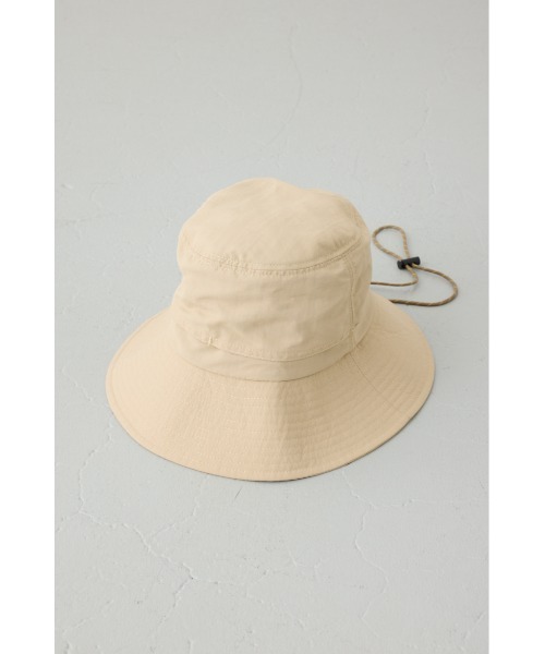 AZUL by moussy(アズールバイマウジー)の「【UVカット機能性】コード付きナイロンハット(ハット・レディース・ベージュ/ブラック・FREE)」の15枚目の写真