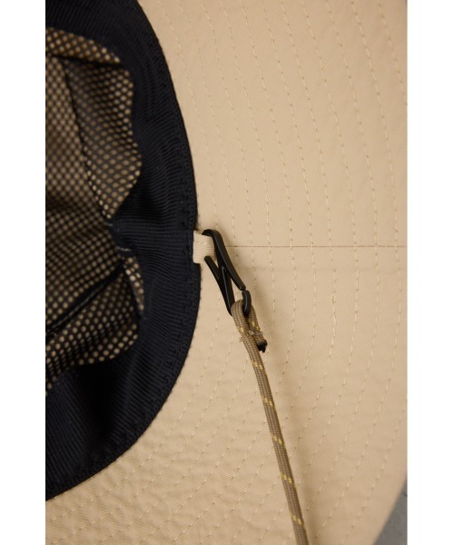 AZUL by moussy(アズールバイマウジー)の「【UVカット機能性】コード付きナイロンハット(ハット・レディース・ベージュ/ブラック・FREE)」の20枚目の写真