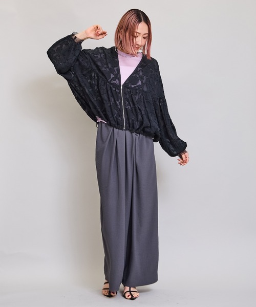 LHELBIE(レルビエ)の「シアージャカードブルゾン(ブルゾン・レディース・オフホワイト/ブラック×ホワイト/ブラック・M)」の7枚目の写真