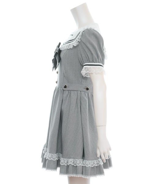 Secret Honey（シークレットハニー）の「ハート刺繍セーラーカラーワンピース（ワンピース・レディース・グレー/ブラック/ピンク・MEDIUM）」の4枚目の写真