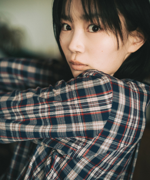 OHESHIO（オヘシオ）の「SMOCKED SHIRRING BLOUSE, NAVY CHECK（シャツ/ブラウス・レディース・その他・FREE）」の3枚目の写真