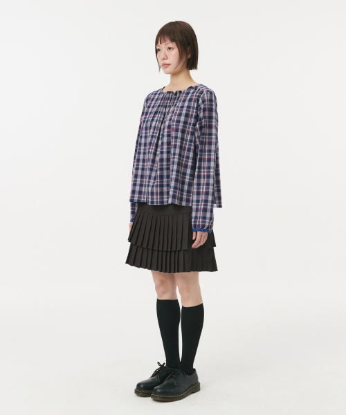 OHESHIO（オヘシオ）の「SMOCKED SHIRRING BLOUSE, NAVY CHECK（シャツ/ブラウス・レディース・その他・FREE）」の5枚目の写真