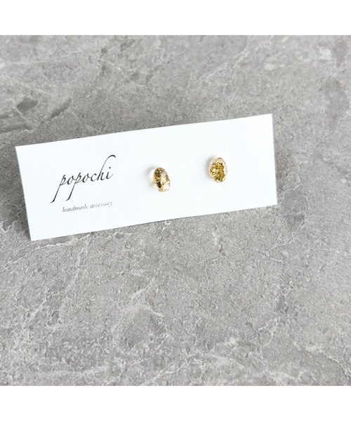 tone（トーン）の「【popochi】小粒 ピアス レジン シンプル 大人 上品 ミニピアス 軽量 デイリー (MA)（ピアス（両耳用）・レディース・ゴールド/ベージュ系・FREE）」の2枚目の写真