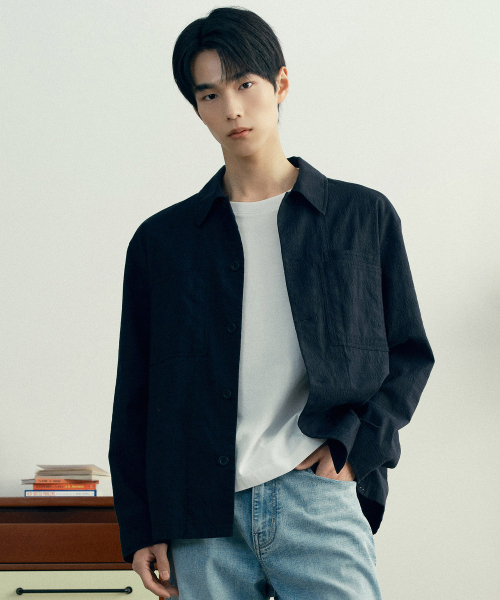 MINDBRIDGE（マインドブリッジ）の「[COUTURE]リネン混合シアサーカーグレンチェックシャツジャケット（シャツ/ブラウス・メンズ・ダークネイビー・100/105/110/95）」の5枚目の写真