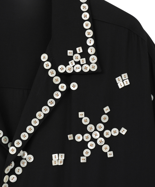 CURRENTAGE(カレンテージ)の「Pearly king&Queen short sleeve shirt(MENS)(シャツ/ブラウス・メンズ・ブラック・3/4)」の4枚目の写真