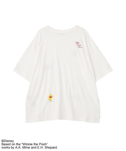 Green Parks(グリーンパークス)の「Winnie the Pooh/ランダムロゴTシャツ(ニット/セーター・レディース・オフホワイト・FREE)」の4枚目の写真
