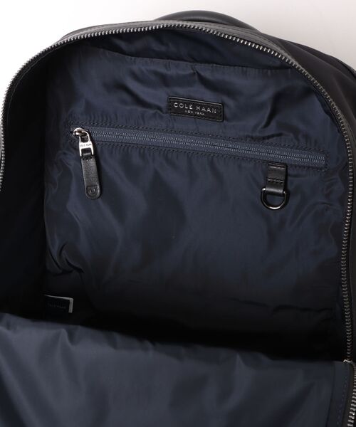 COLE HAAN(コールハーン)の「トウキョウ シリーズ バックパック mens(バックパック/リュック・メンズ・ブラック・OSFA)」の7枚目の写真