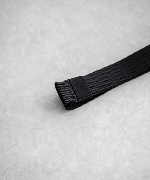 THE NORTH FACE(ザノースフェイス)の「THE NORTH FACE ザ・ノースフェイス TNF HOOK BELT ワンポイントロゴフックバックルナイロンウェビングベルト(ベルト・メンズ・ブラック・S/M/L)」の15枚目の写真