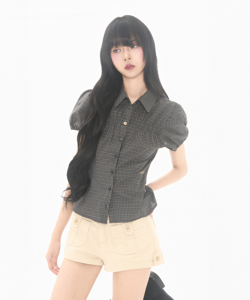 MINI CHECK SHIRRING SHIRT — чёрная рубашка с мелкой клеткой и сборкой