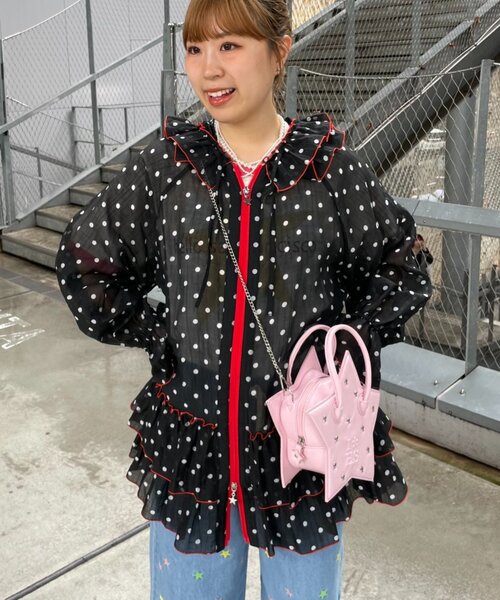 HELLO.SANFRANCISCO(ハローサンフランシスコ)の「【HELLO.SANFRANCISCO】アソート柄フリルシアーパーカー(シャツ/ブラウス・レディース・ホワイト/ブラック/オレンジ・ONE SIZE)」の2枚目の写真