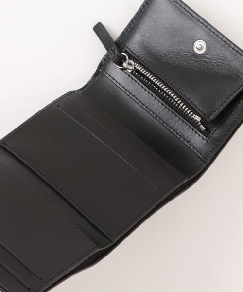 MM6 Maison Margiela(エムエムシックス メゾン マルジェラ)の「MM6 TRIFOLD WALLET(財布・レディース・ブラック・FREE)」の5枚目の写真