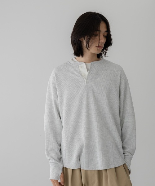 LOWRYS FARM(ローリーズファーム)の「UVカット・吸水速乾機能付【LFM(U)】DRYMIXワッフルヘンリーLS 1055039(Tシャツ/カットソー・メンズ・ブラック/グレー/アイボリー・MEDIUM/LARGE)」の1枚目の写真
