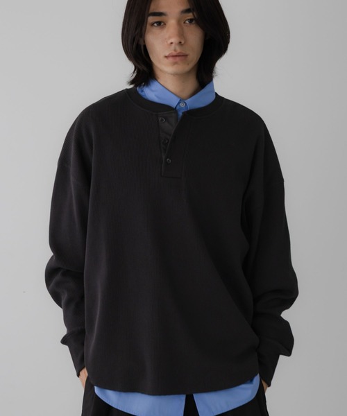 LOWRYS FARM(ローリーズファーム)の「UVカット・吸水速乾機能付【LFM(U)】DRYMIXワッフルヘンリーLS 1055039(Tシャツ/カットソー・メンズ・ブラック/グレー/アイボリー・MEDIUM/LARGE)」の3枚目の写真