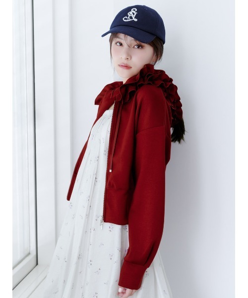 SNIDEL(スナイデル)の「【多色展開】フリルショートジップパーカー(パーカー・レディース・ネイビー/ピンク/グレー/ホワイト/ライトブルー/ワインレッド/ブラック/ブラウン・F)」の8枚目の写真