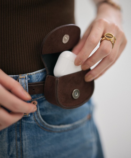 LAULEN（ローレン）の「belt pouch mini case /ベルトポーチミニケース（ボディバッグ/ウエストポーチ・レディース・ブラック/アッシュグレー/ブラウン・FREE）」の7枚目の写真