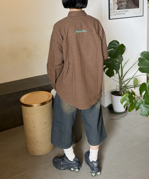 LAC-VERT(ラック・ヴェール)の「バック刺繍オーバーチェックシャツ/冷房対策(シャツ/ブラウス・レディース・グレー/レッド/ブラウン・FREE)」の17枚目の写真
