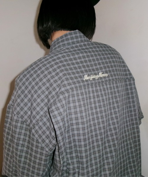 LAC-VERT(ラック・ヴェール)の「バック刺繍オーバーチェックシャツ/冷房対策(シャツ/ブラウス・レディース・グレー/レッド/ブラウン・FREE)」の6枚目の写真