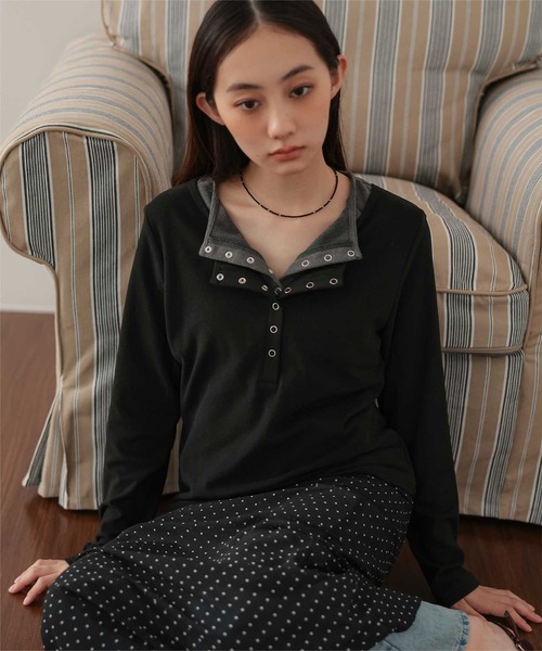 miette(ミエット)の「レイヤード風ヘンリーネック起毛トップス(Tシャツ/カットソー・レディース・クリーム/チャコール/ブラック・FREE)」の2枚目の写真