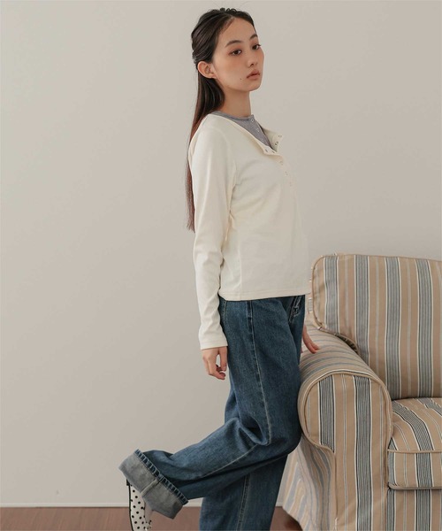 miette(ミエット)の「レイヤード風ヘンリーネック起毛トップス(Tシャツ/カットソー・レディース・クリーム/チャコール/ブラック・FREE)」の21枚目の写真