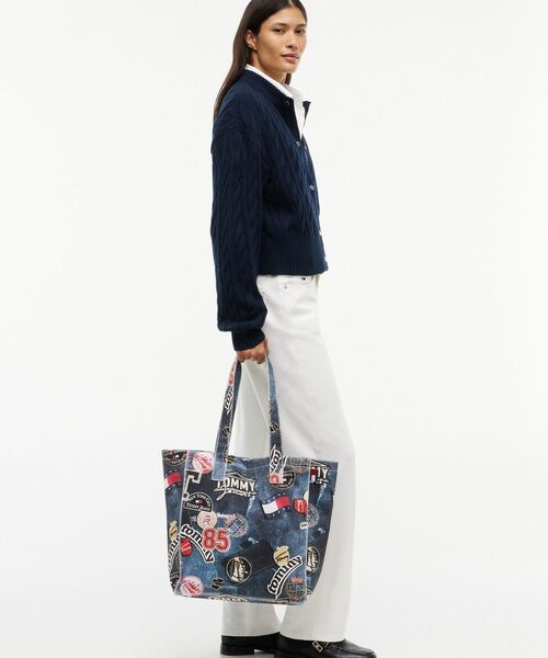 TOMMY HILFIGER｜トミー ヒルフィガーのトートバッグ（A4サイズ収納可